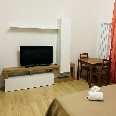 Easy Room Italy Rogoredo Мілан Екстер'єр фото